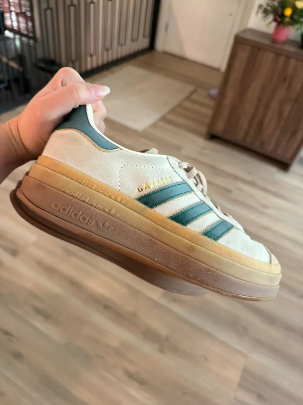 Adidas Gazelle Bold Platform Sneakers Cream Green Suede Womens Size 8
